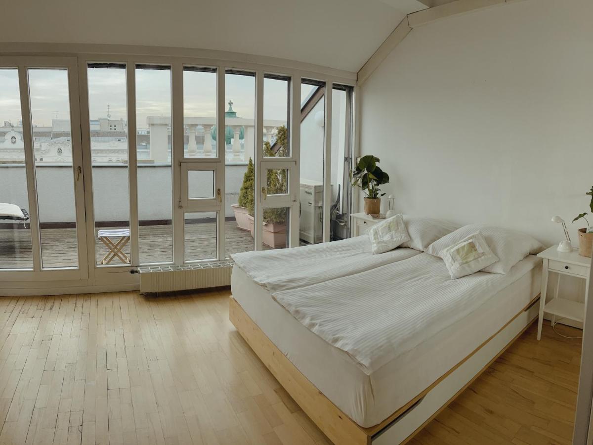 Luxury 150M2 Suite In Most Desirable Area Of Historic Central Vienna Exterior photo
