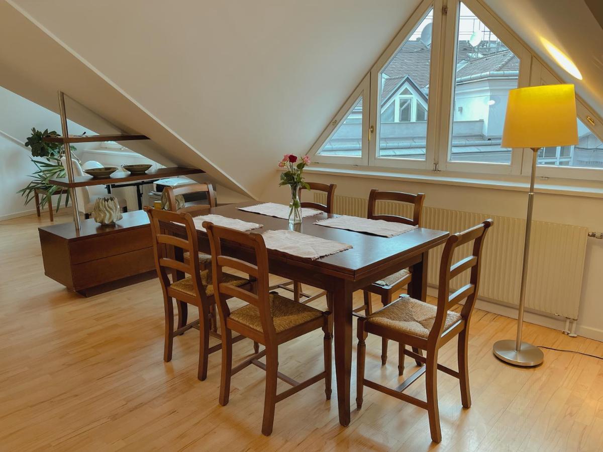 Luxury 150M2 Suite In Most Desirable Area Of Historic Central Vienna Exterior photo