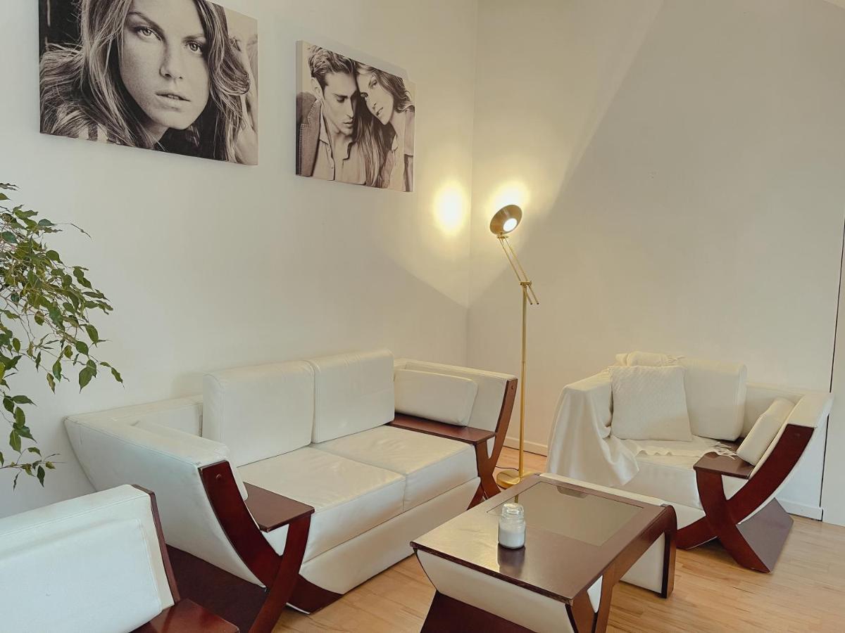Luxury 150M2 Suite In Most Desirable Area Of Historic Central Vienna Exterior photo
