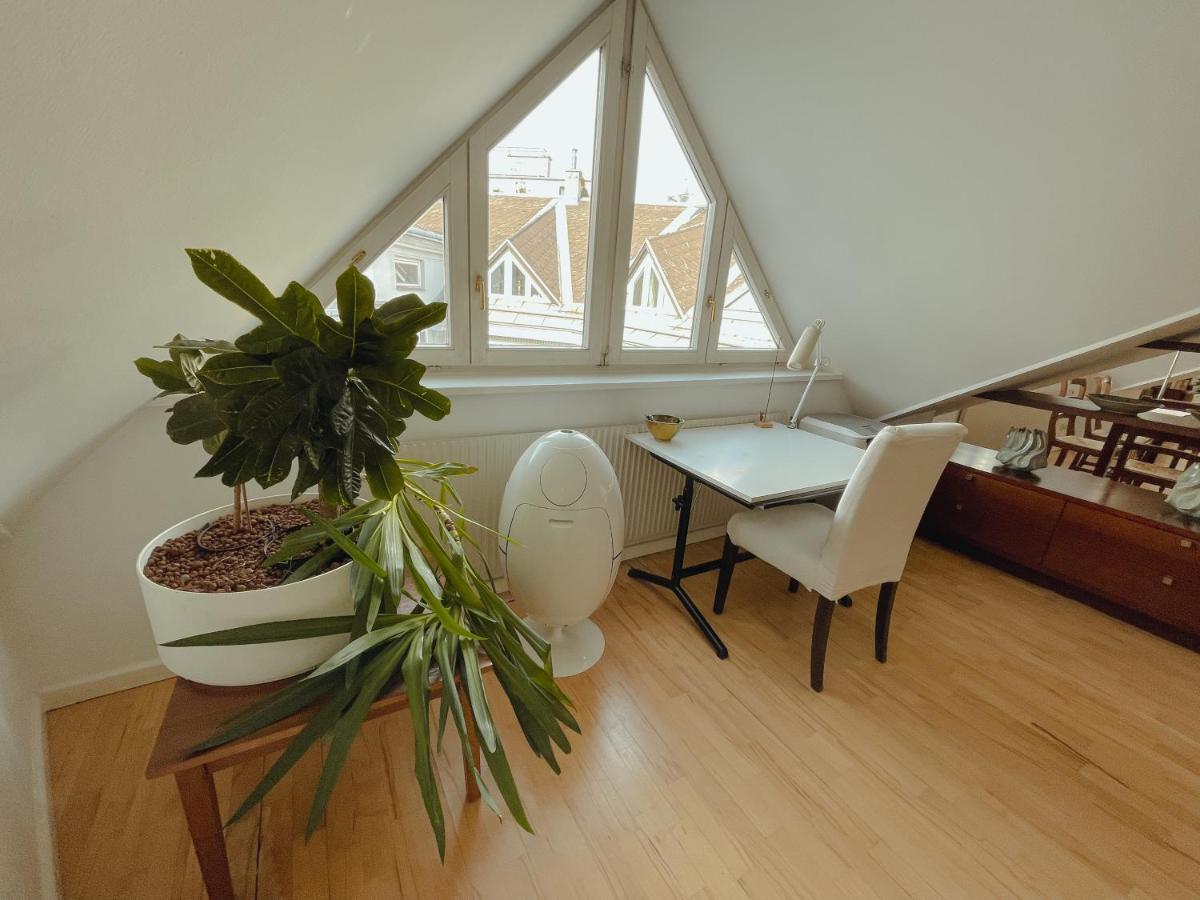 Luxury 150M2 Suite In Most Desirable Area Of Historic Central Vienna Exterior photo