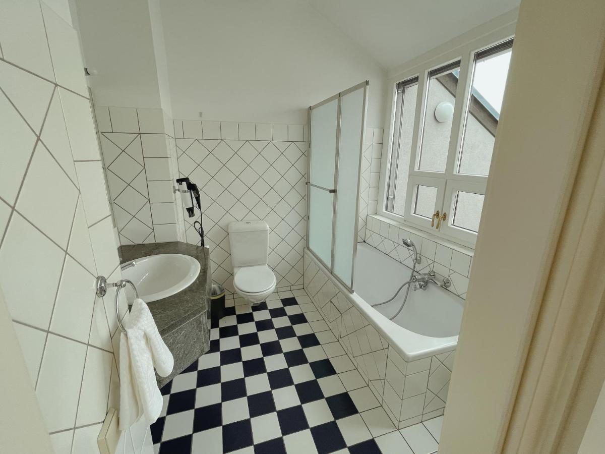 Luxury 150M2 Suite In Most Desirable Area Of Historic Central Vienna Exterior photo